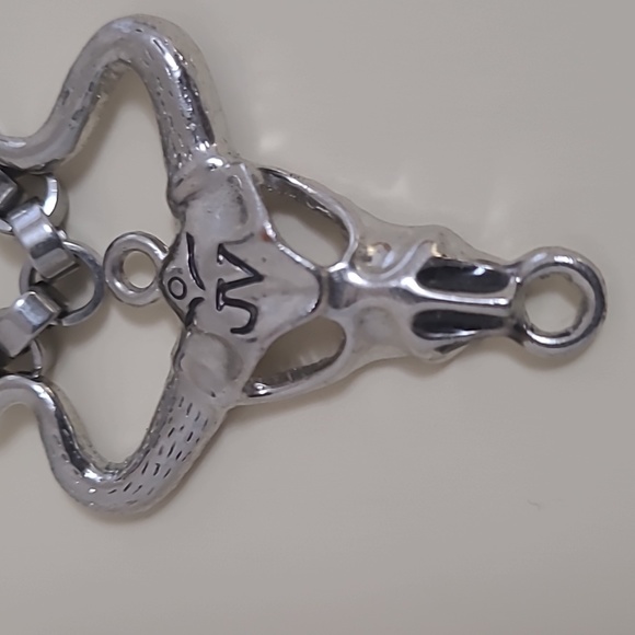 Pendent - Picture 2 of 2